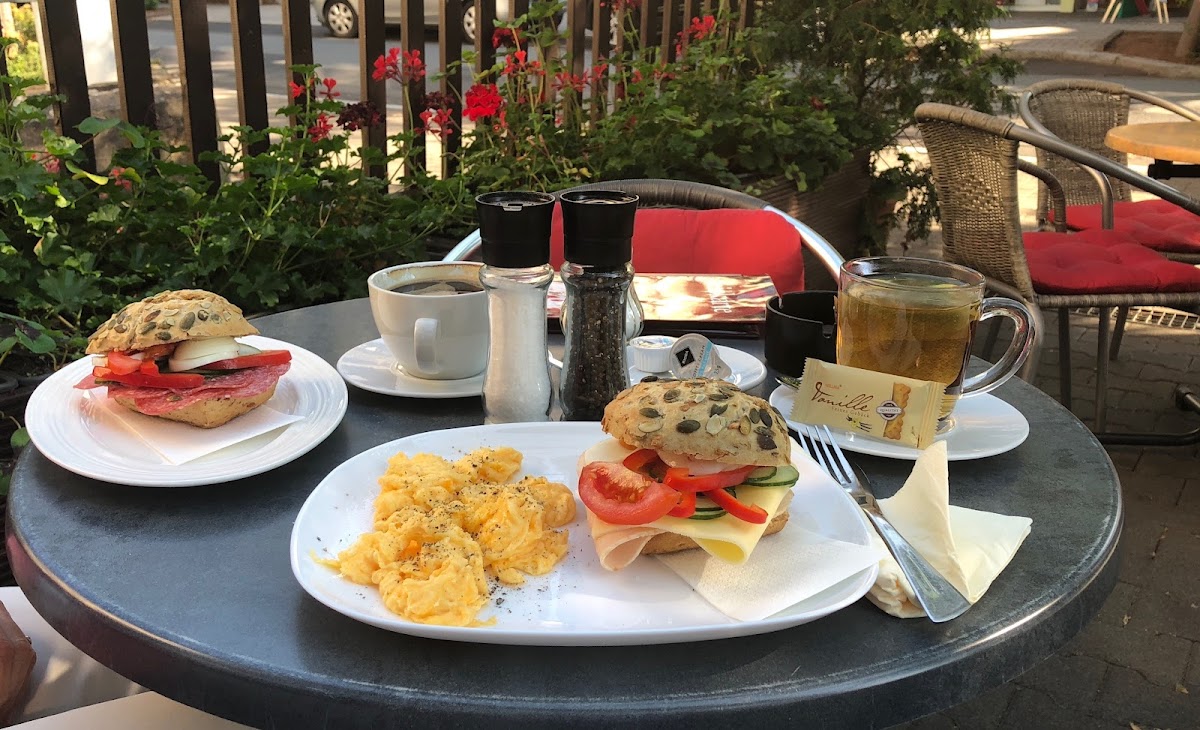 Cafe La Dolce Vita - 10