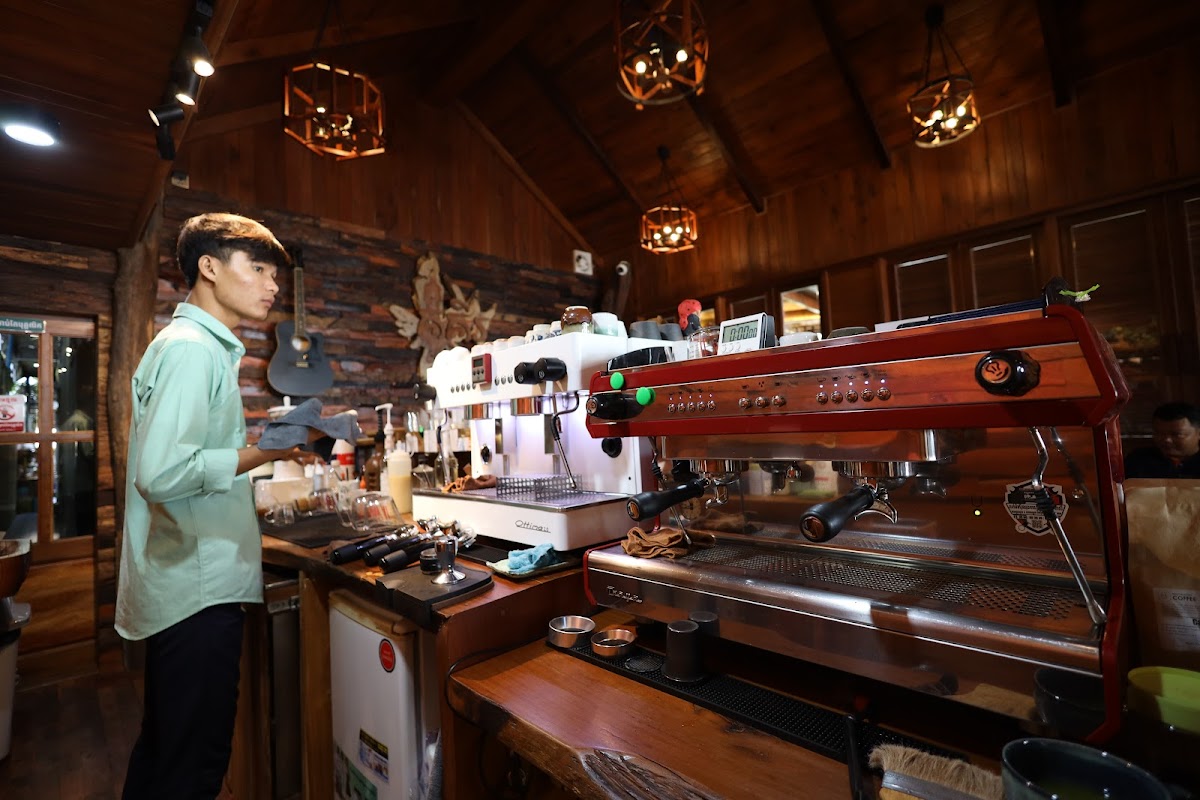 KOKI Café & Eatery - គគីរកាហ្វេ