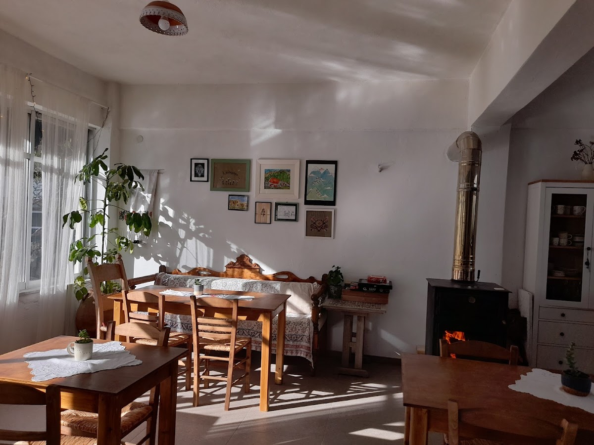 Visalo ceramics & cafe