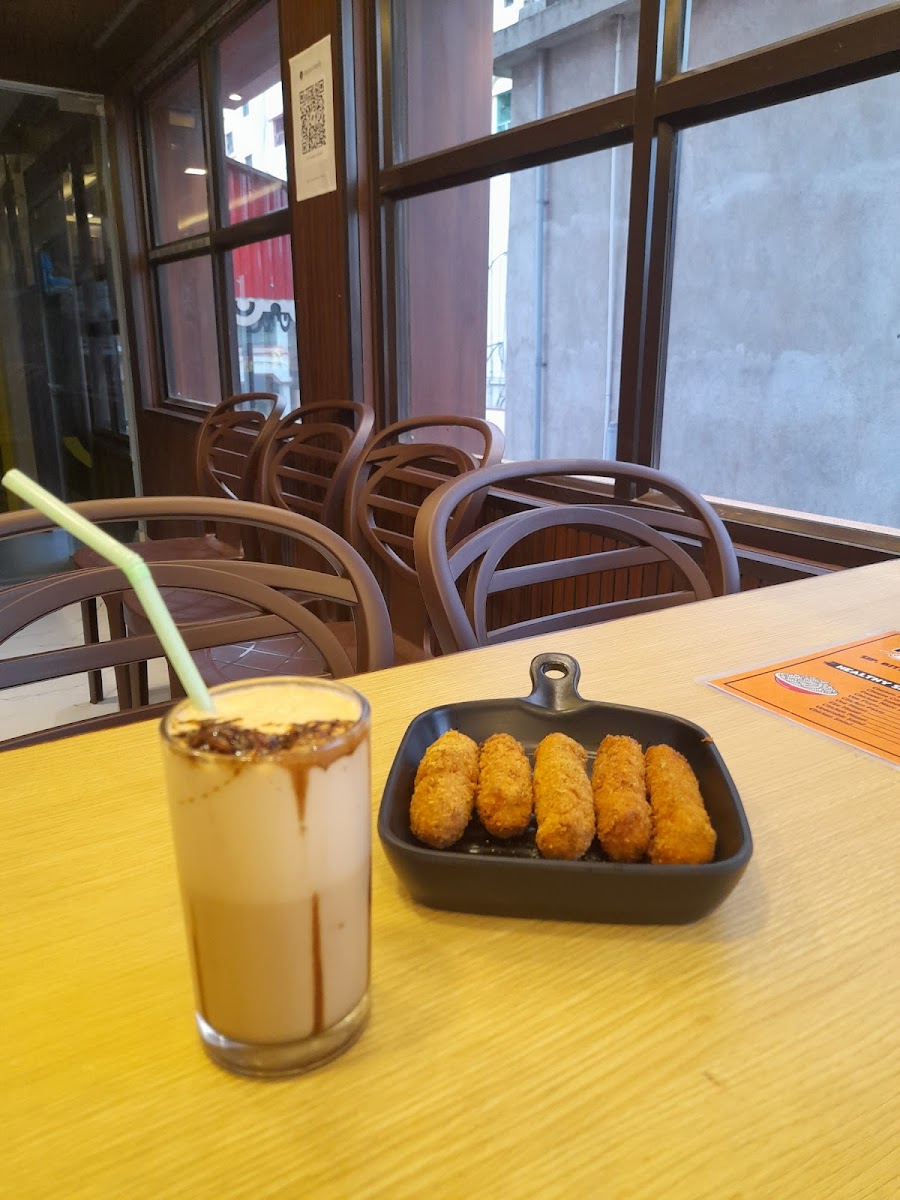 Food Swing Cafe & Restaurant