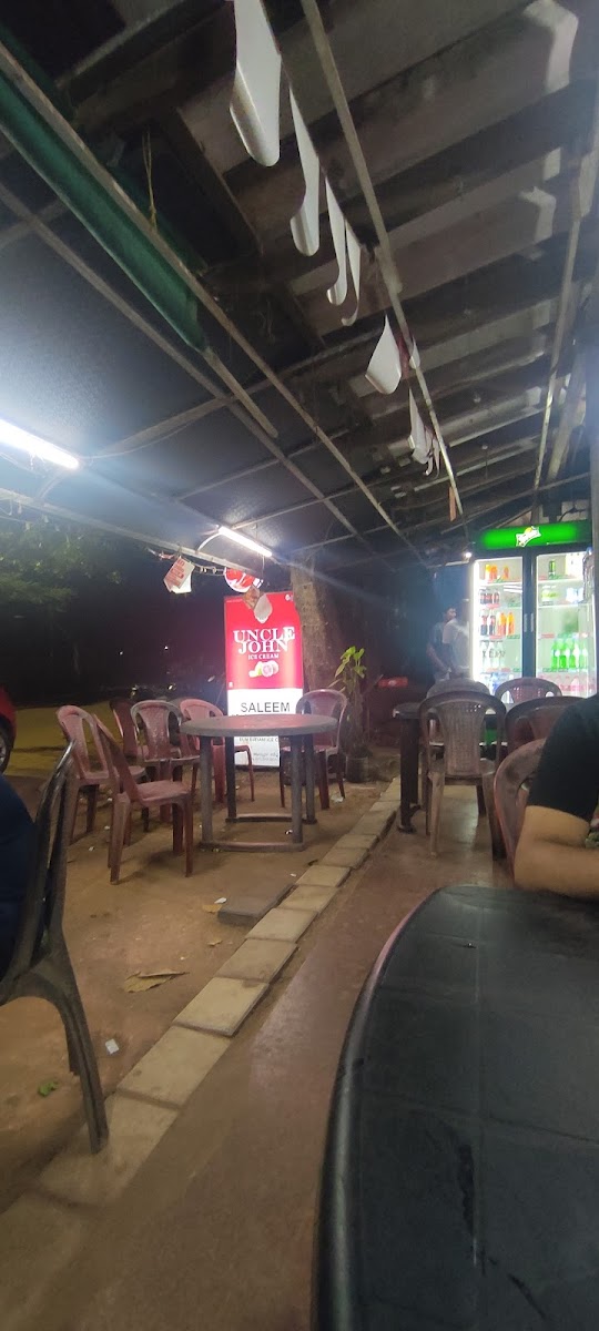 Salims Beach Cafe - 4