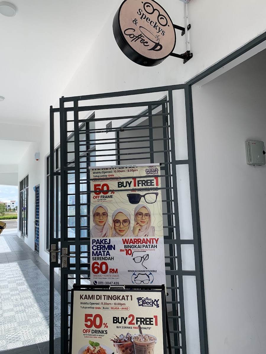 Speckys Cafe - 7