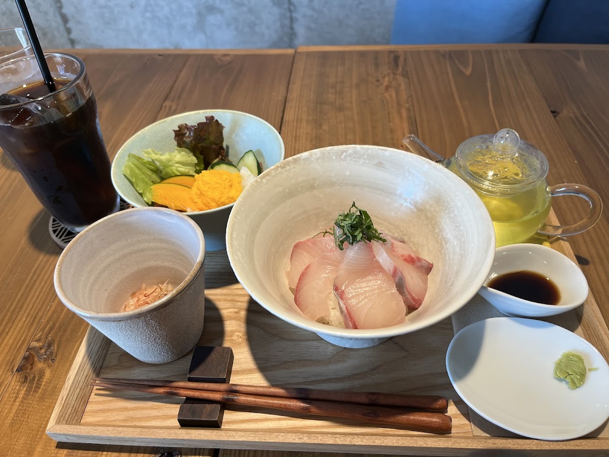 cafezakka 茶花 CHABANA 防災アンテナショッフ - 4