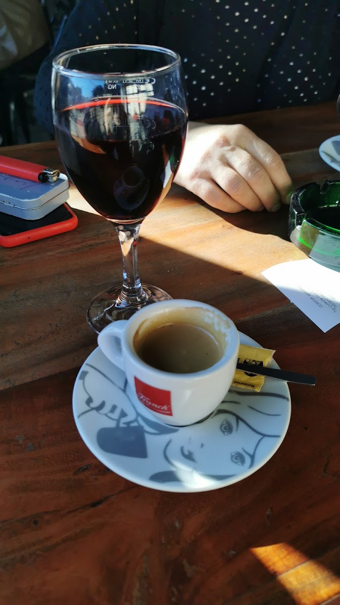 Caffe Bar Forum 2 - 2