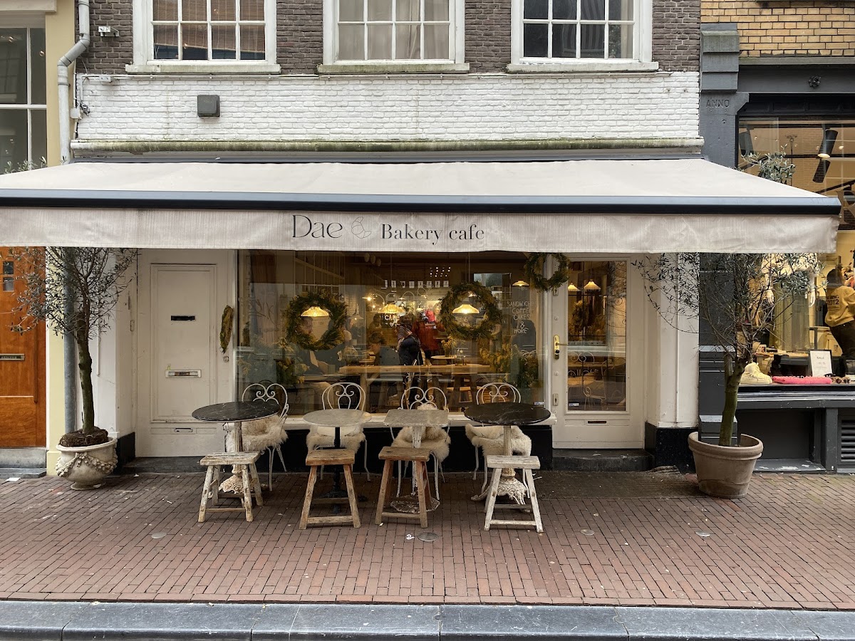 Dae bakery cafe
