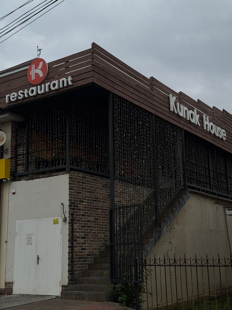Kunak House