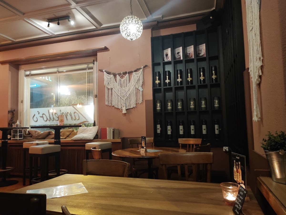 Zarriellos Gelateria/Bar