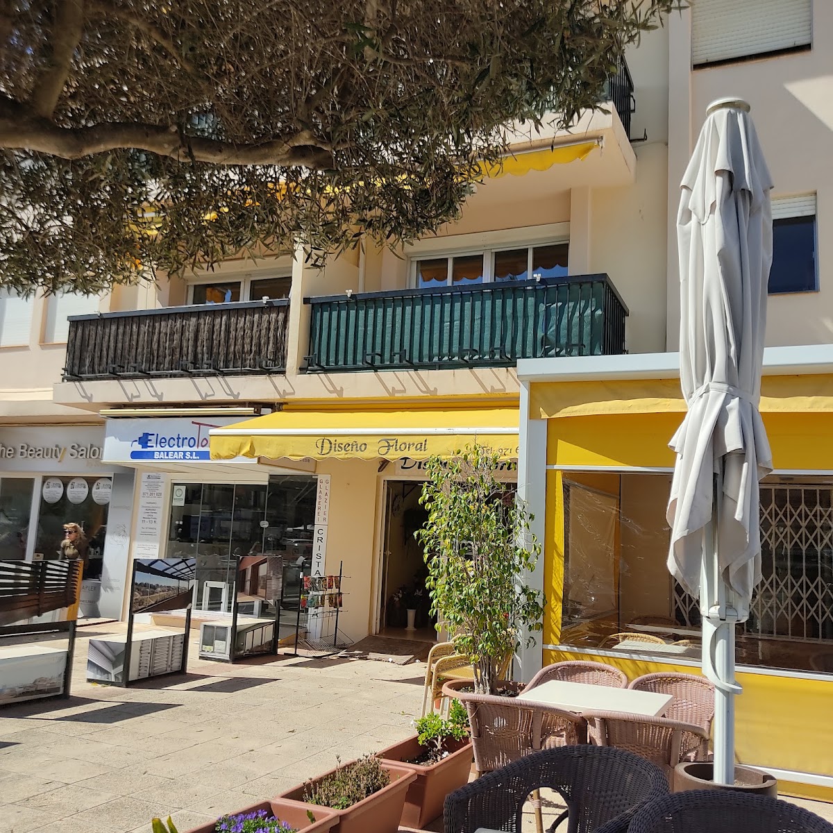 Cafeteria Puig Major, 17