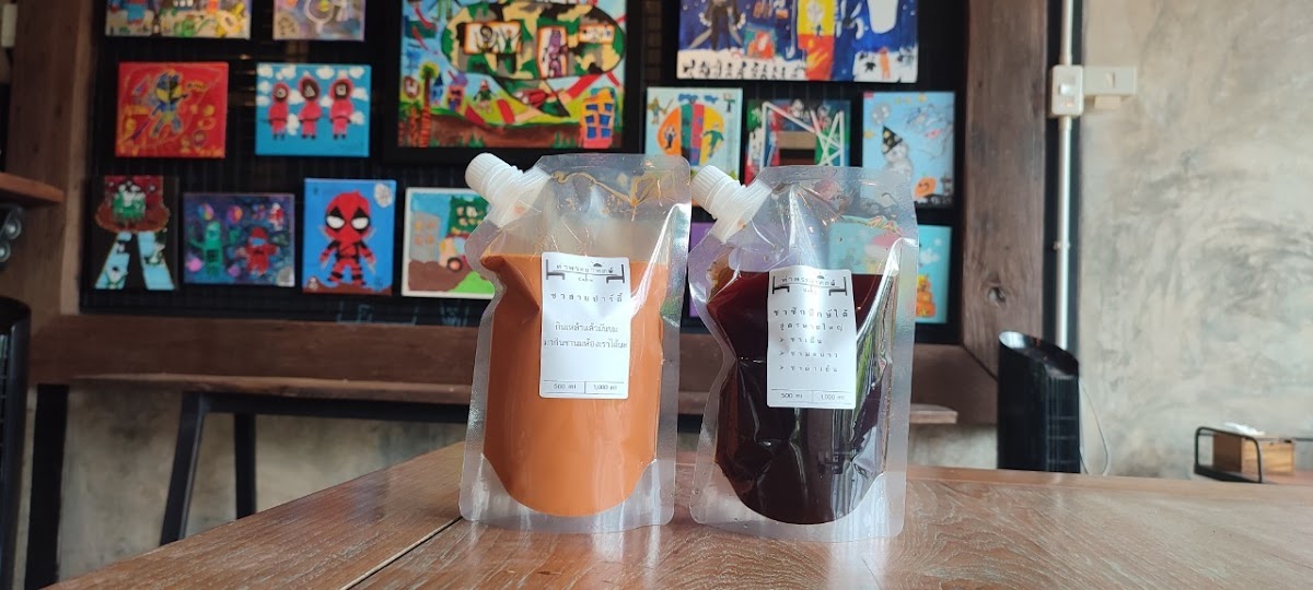 Tha Phra Athit Cafe - 4