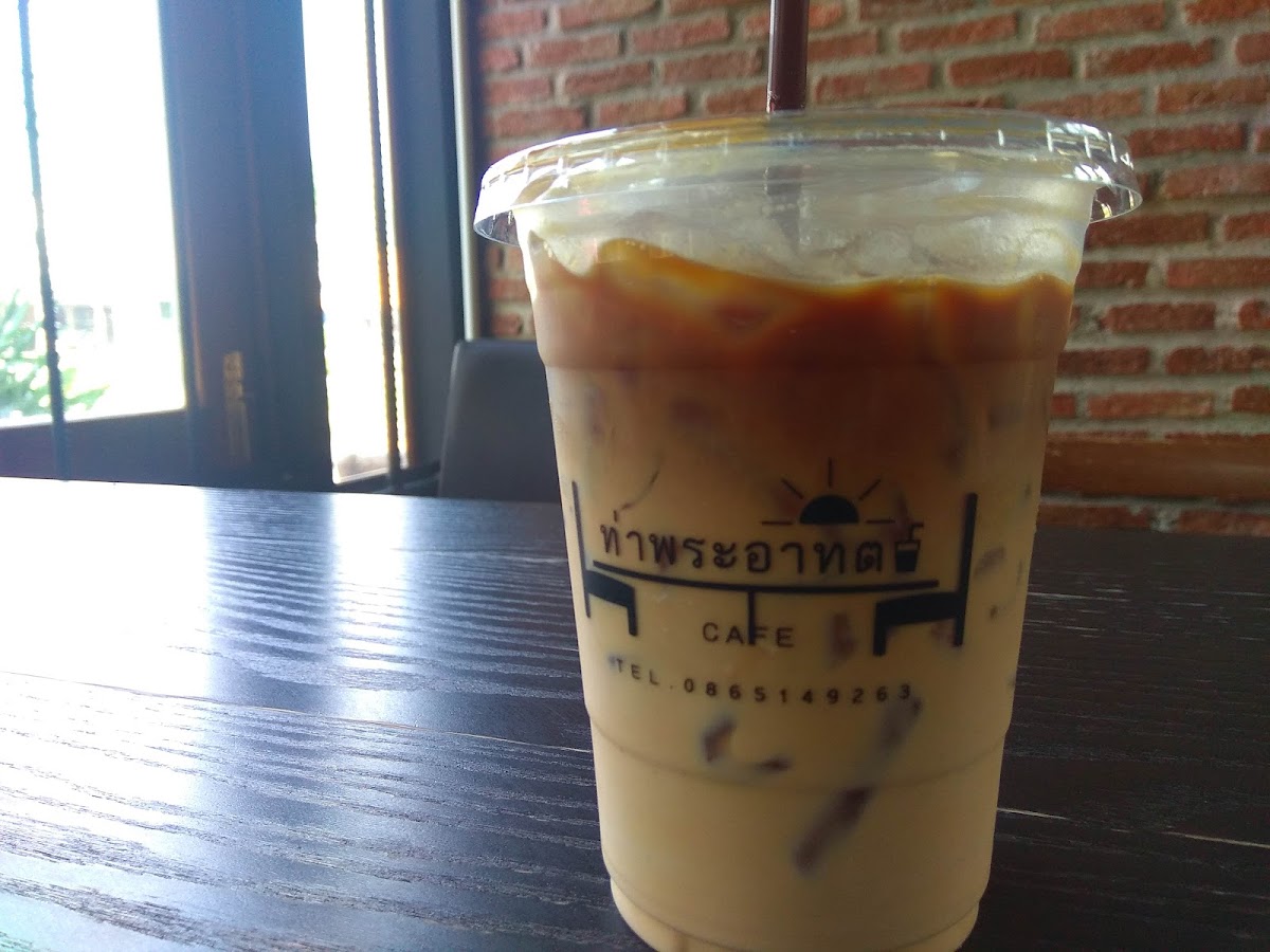 Tha Phra Athit Cafe - 5