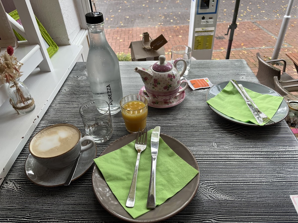 Cafe Fraulein Louise - 7