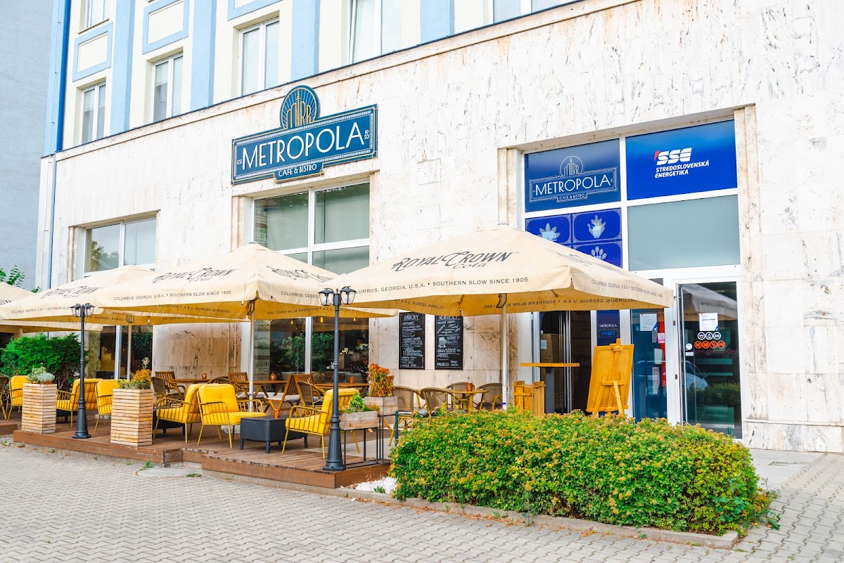 Metropola Cafe & Bistro