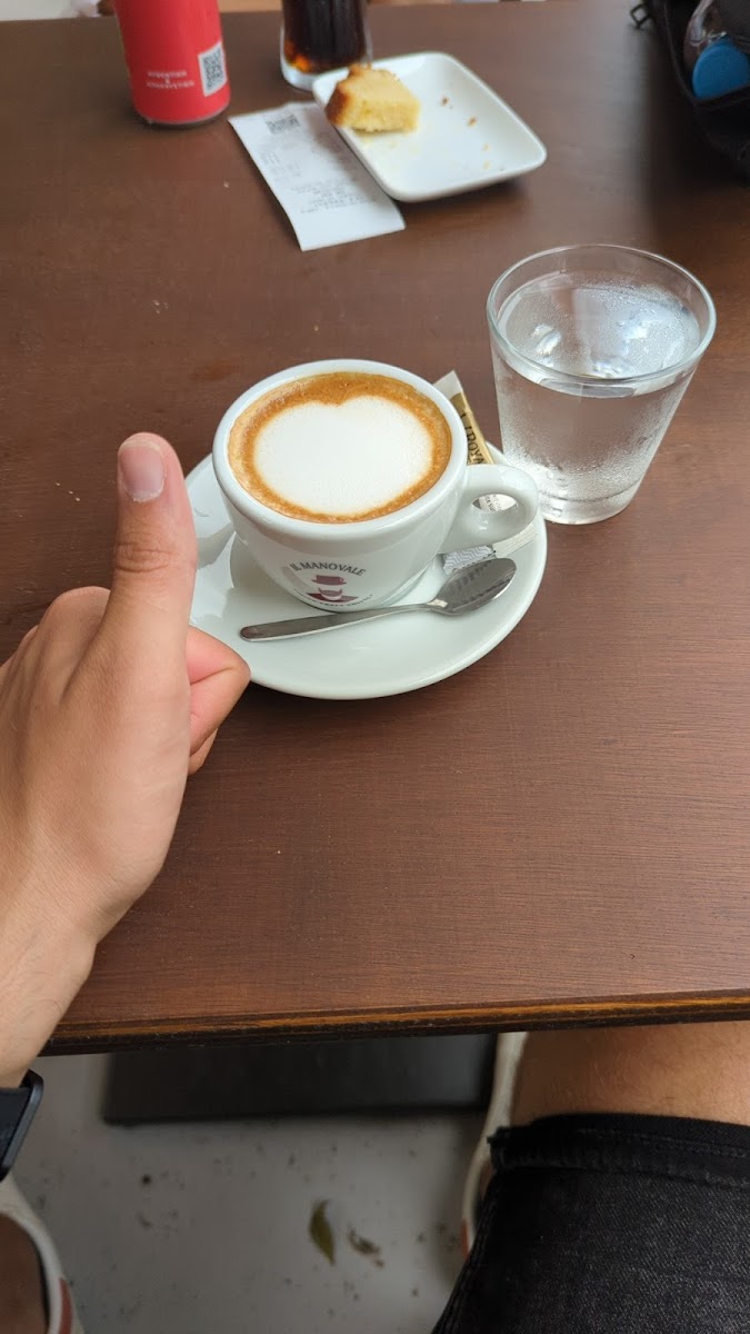 alejandro coffee & snacks - 7