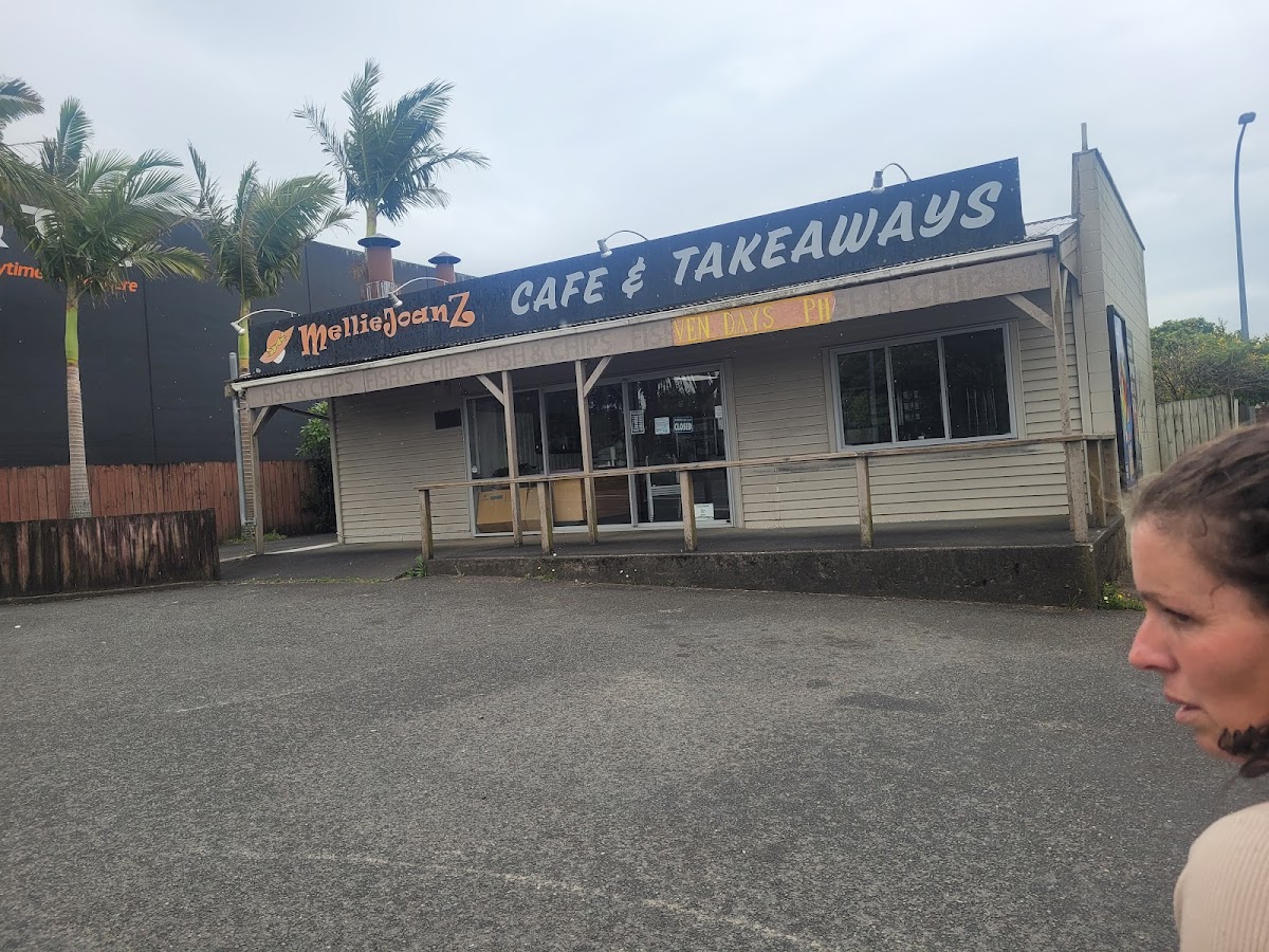 Melliejoanz Cafe & Takeaways