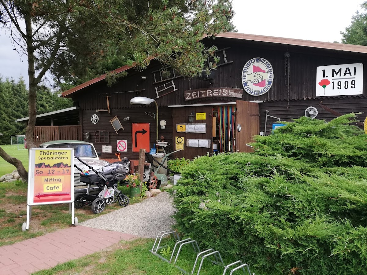 Cafe' & Grillkota am DDR Museum