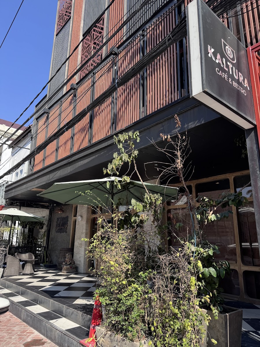 Kaltura Cafe & Bistro