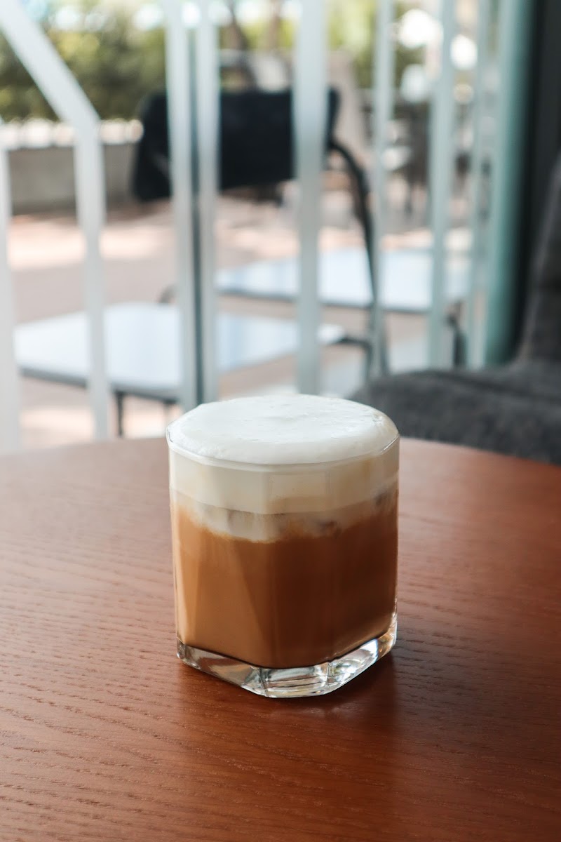 I AM Cafe & Residence - 8