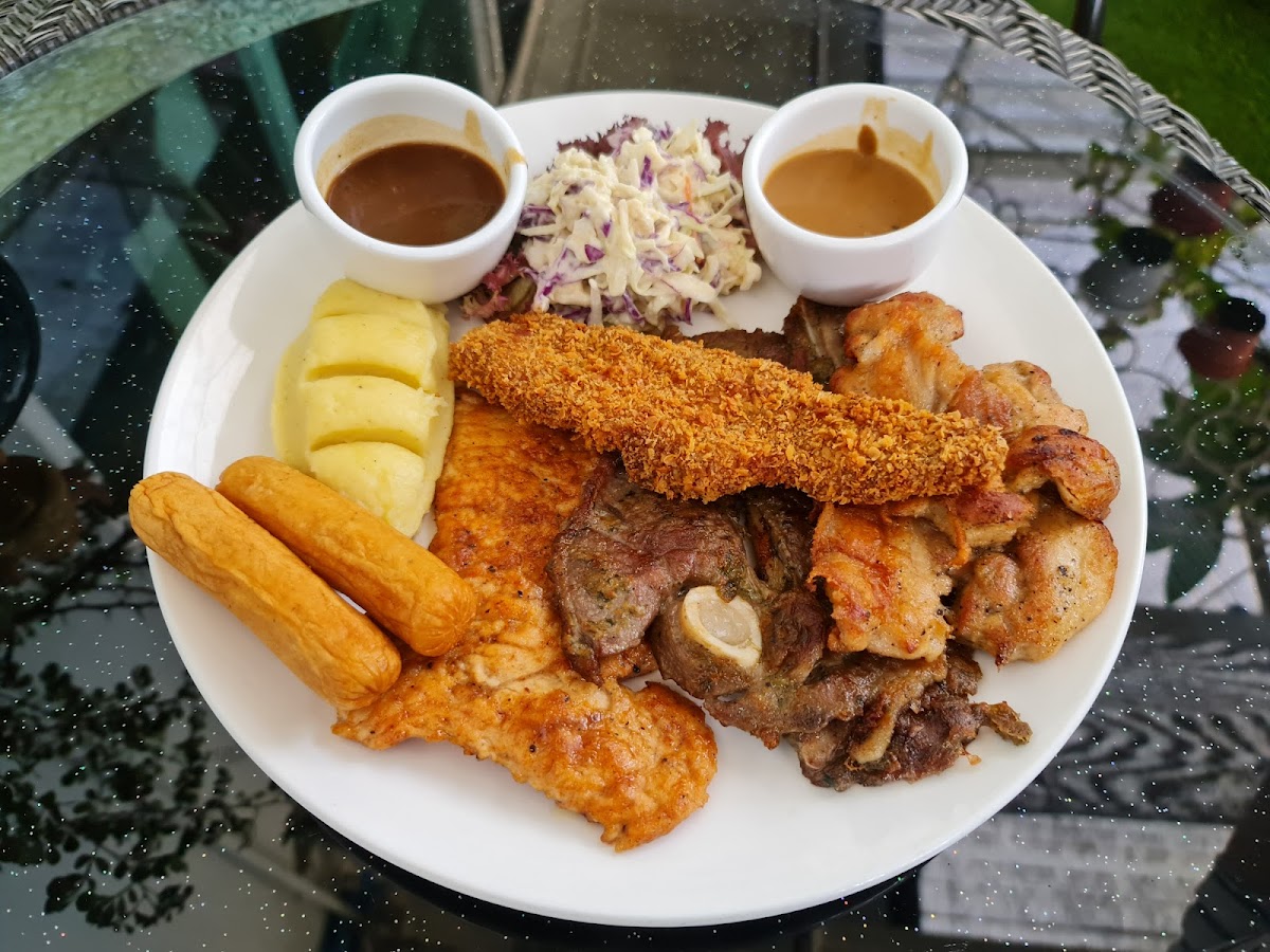 Hank's Plant Cafe - 7