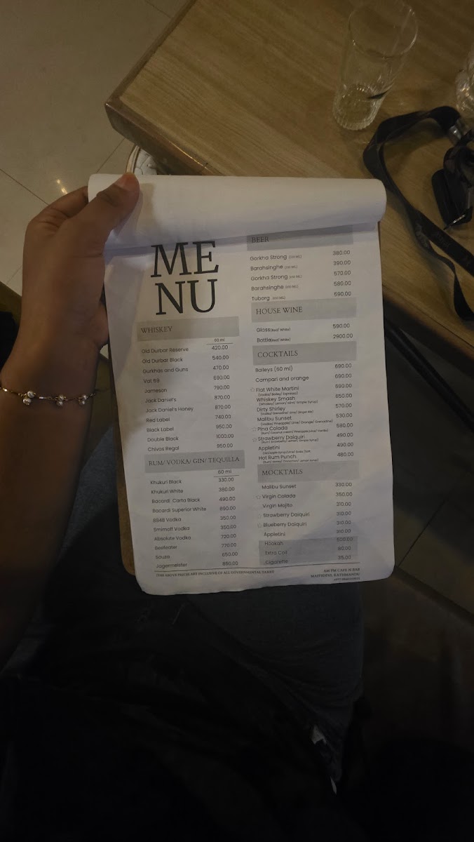 AmPm Cafe and Bar - 4