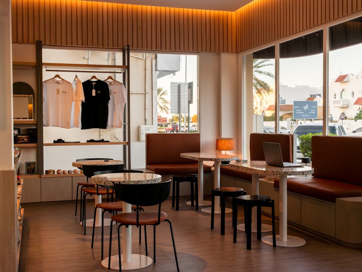 Shelves Café & concept store