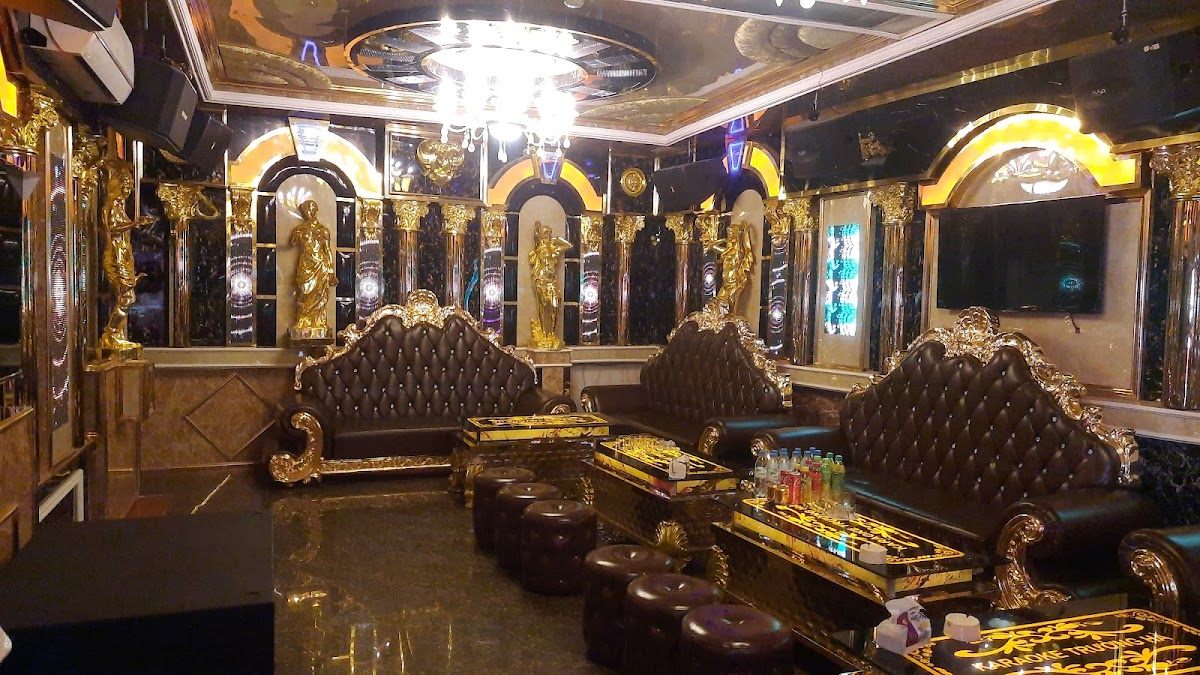 Cafe & Karaoke Trường Hà