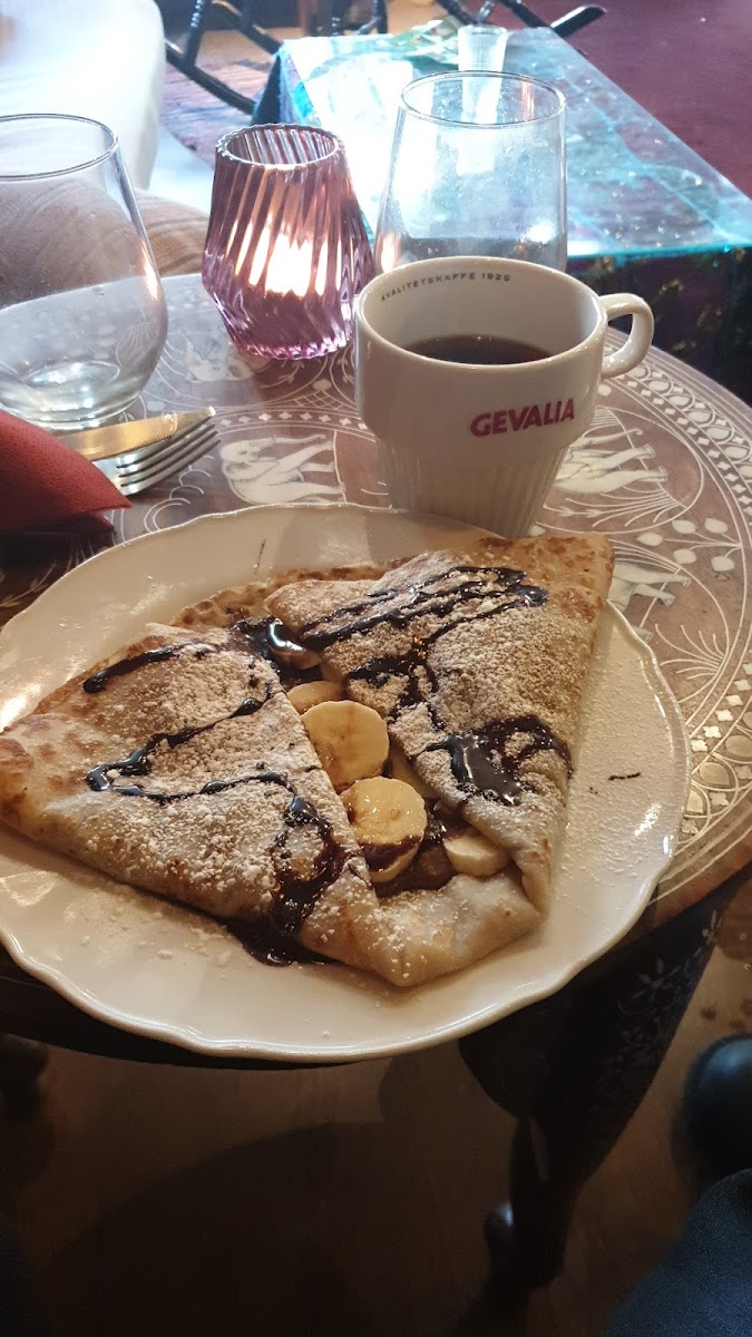 Körsbär kafé - creperie - 9