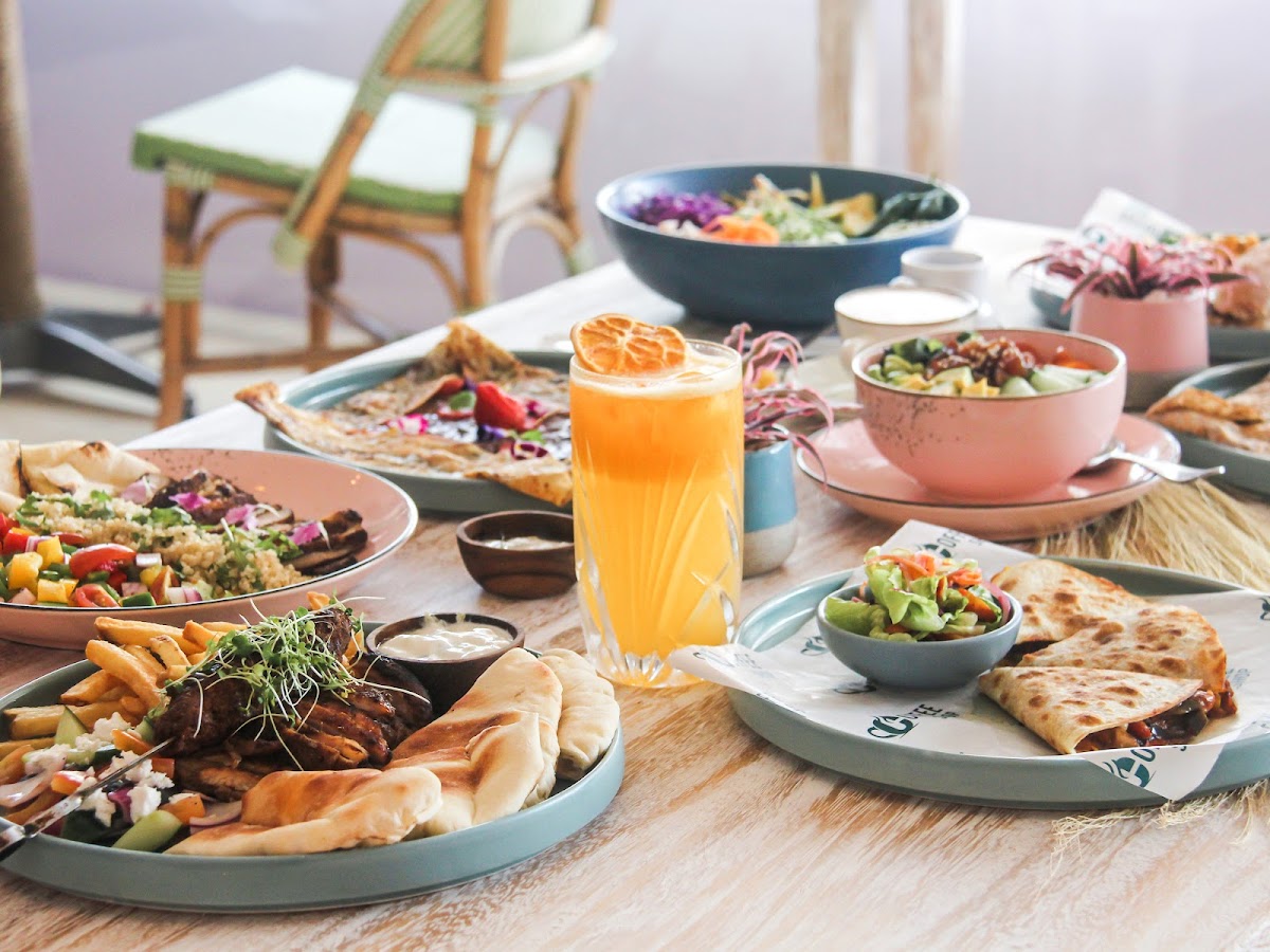 Coffee Shop Berawa - 3