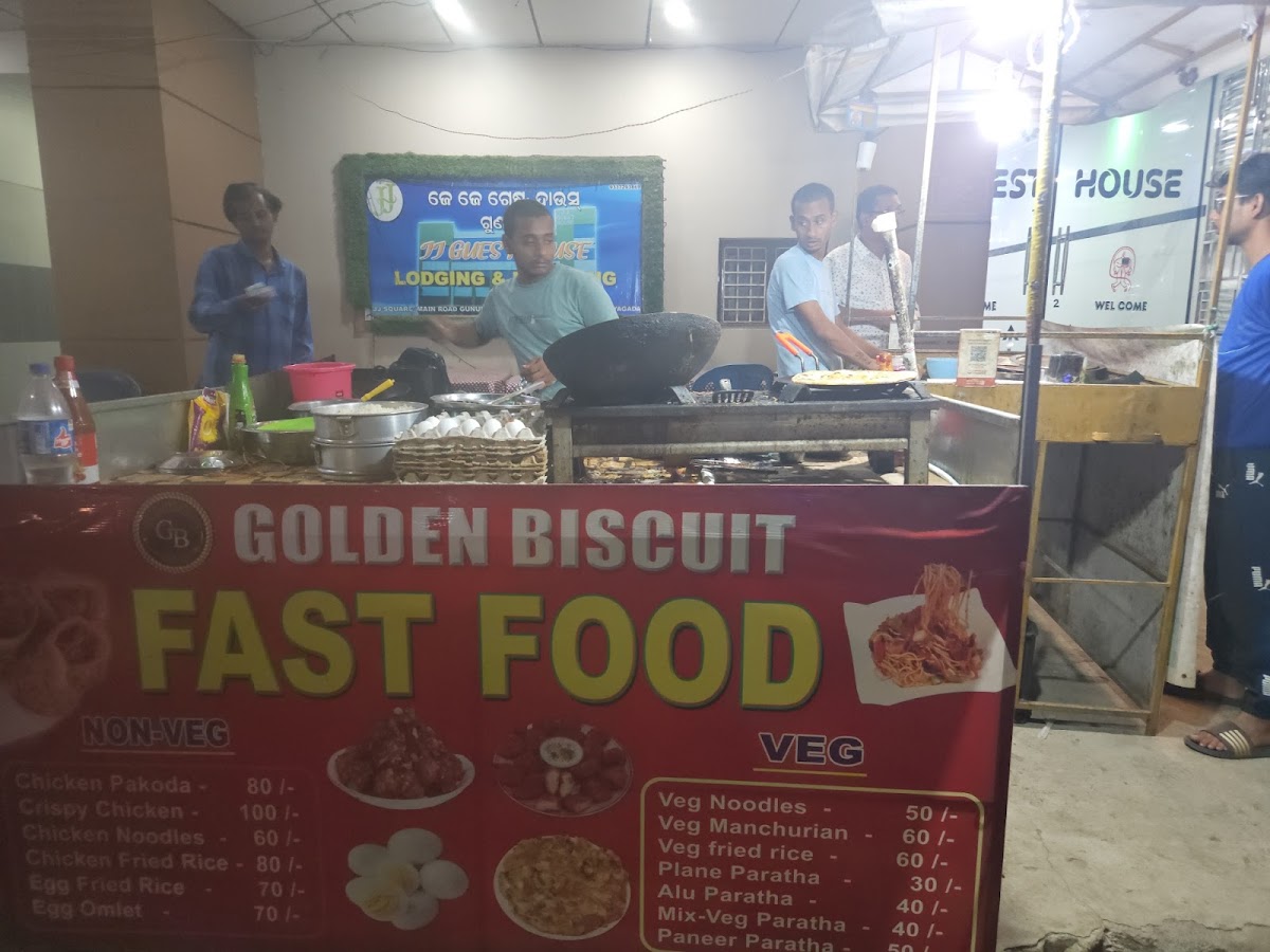 Golden Biscuit Cafe - 5