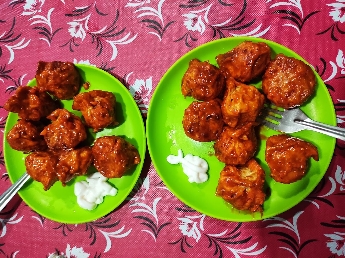 Golden Biscuit Cafe - 3