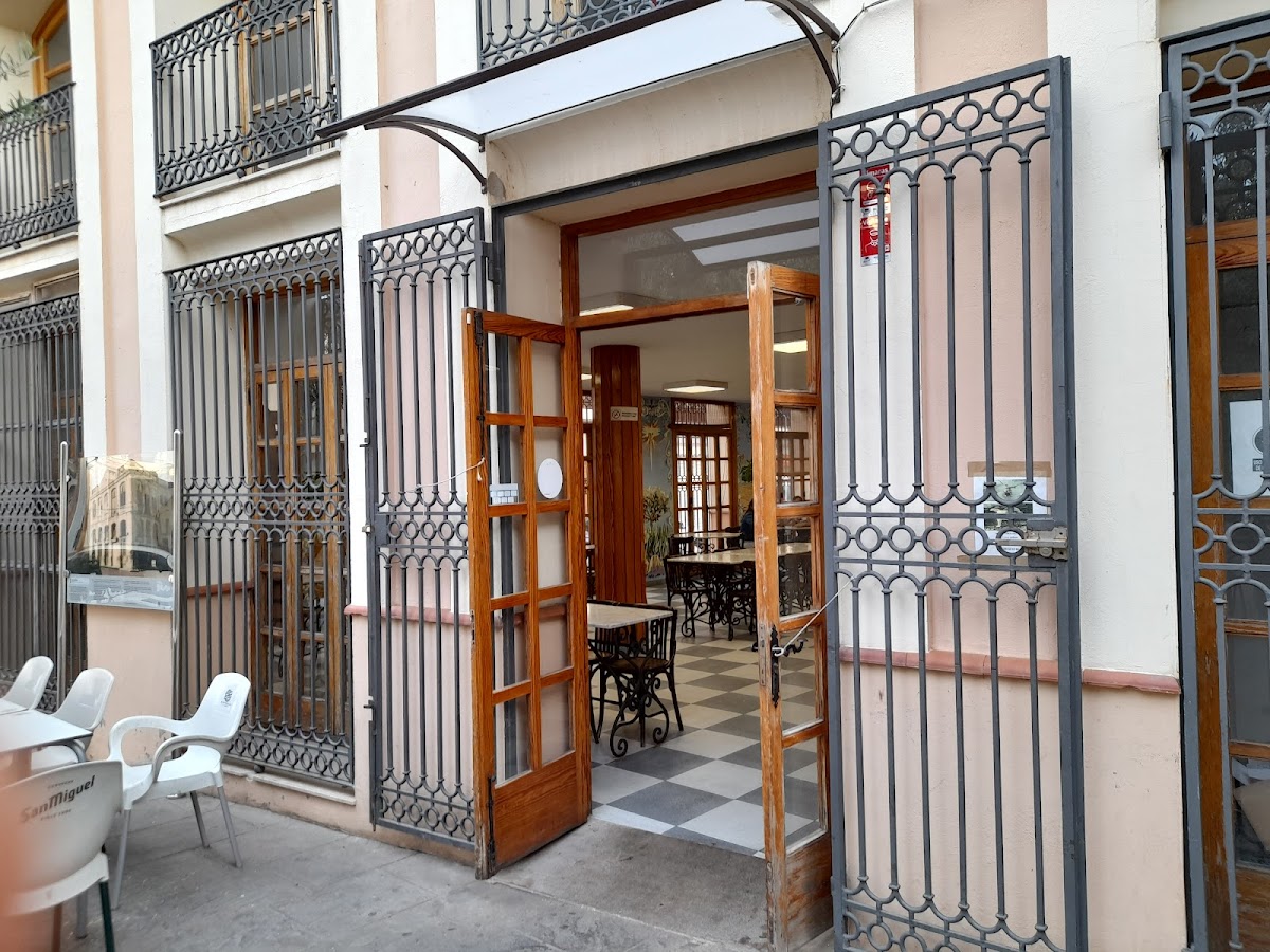 Bar Casa de Cultura / Llar dels Jubilats