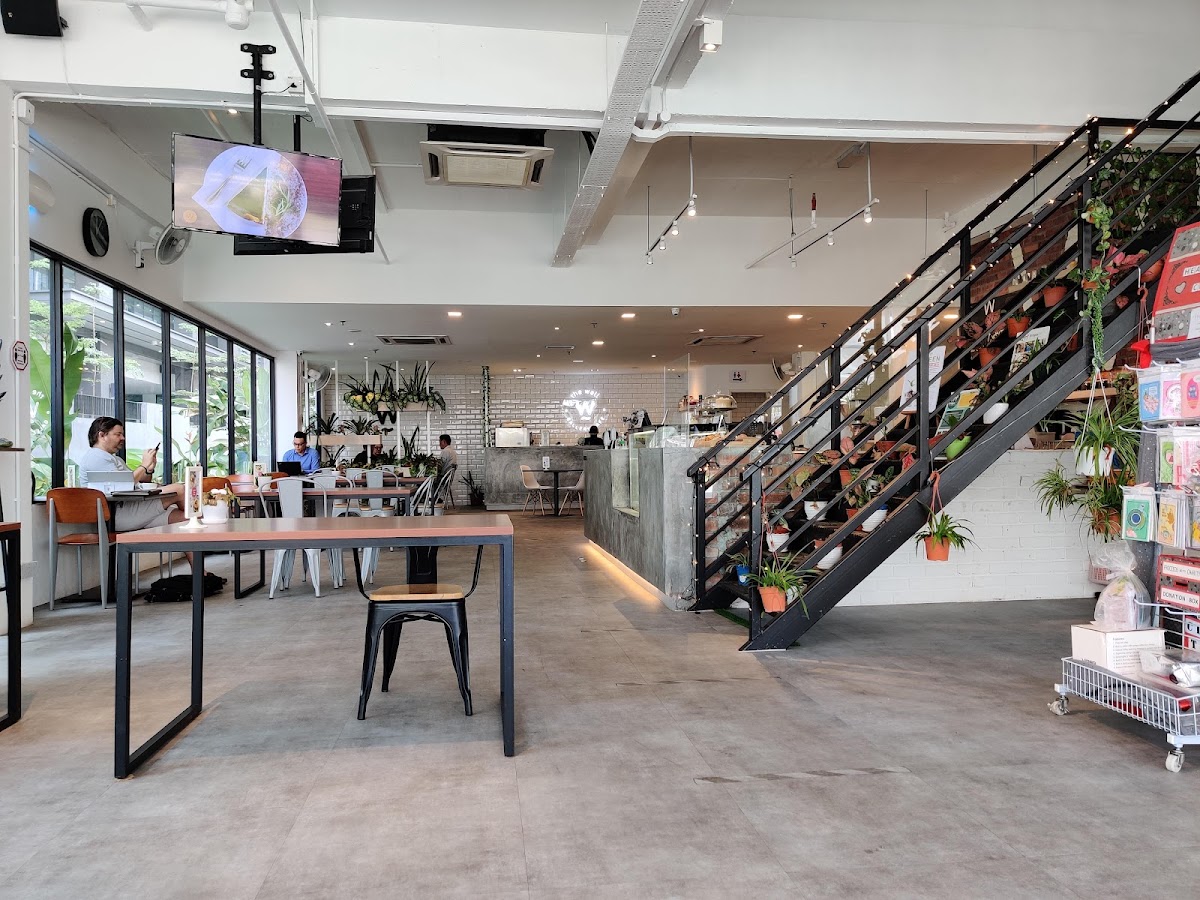 The Well Gallery Cafe - 4