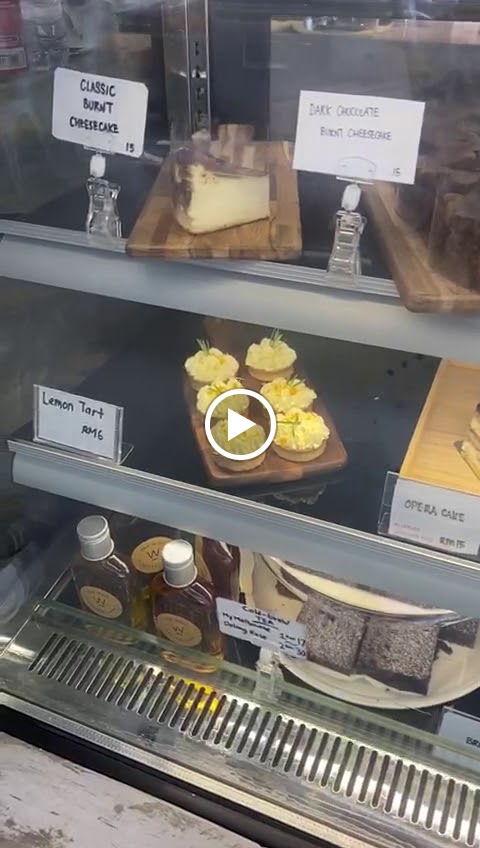 The Well Gallery Cafe - 6