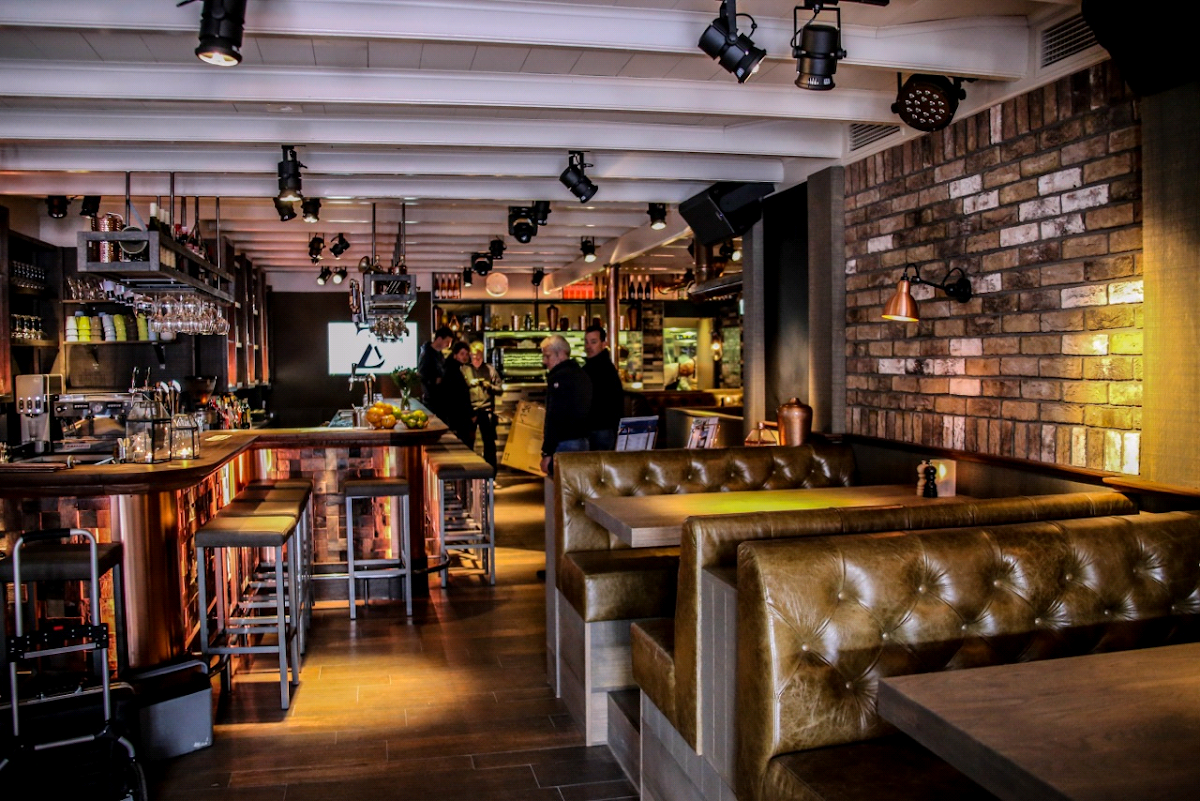 ZeeVaert Bar & Pizza