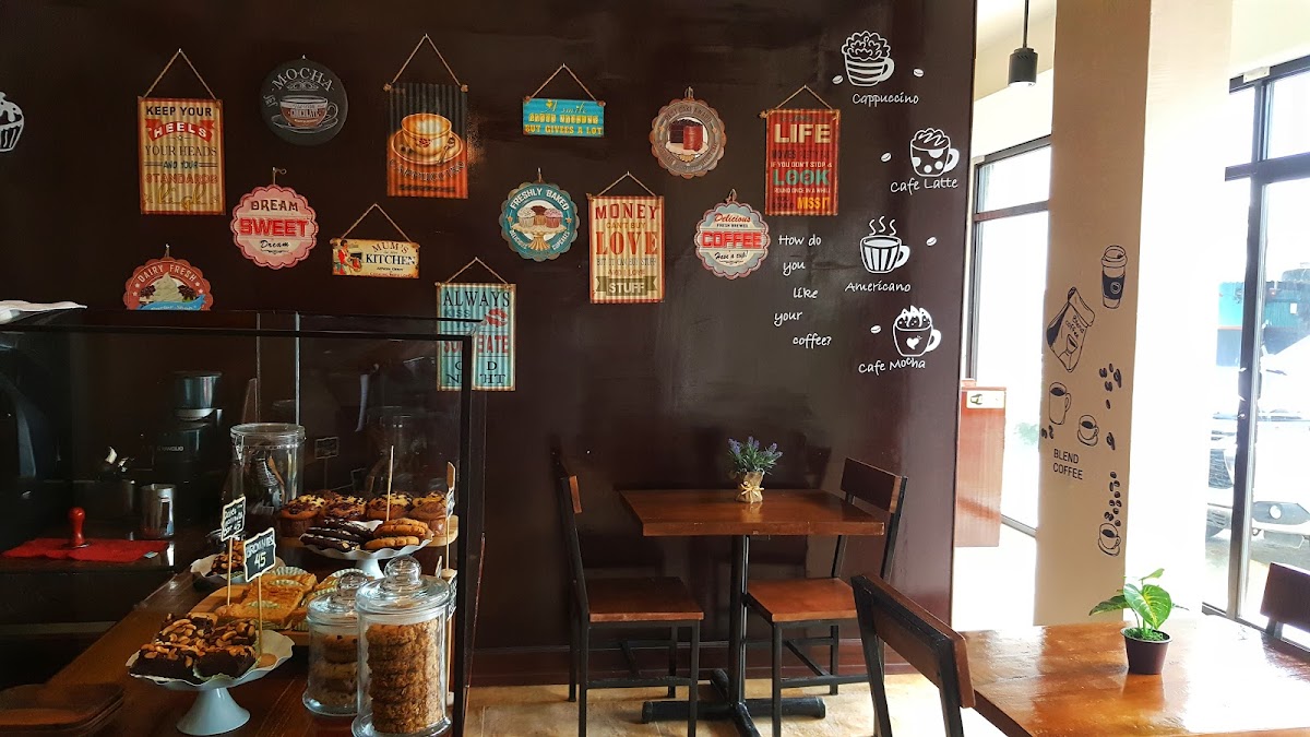 Carmel's Nail Bar & Cafe