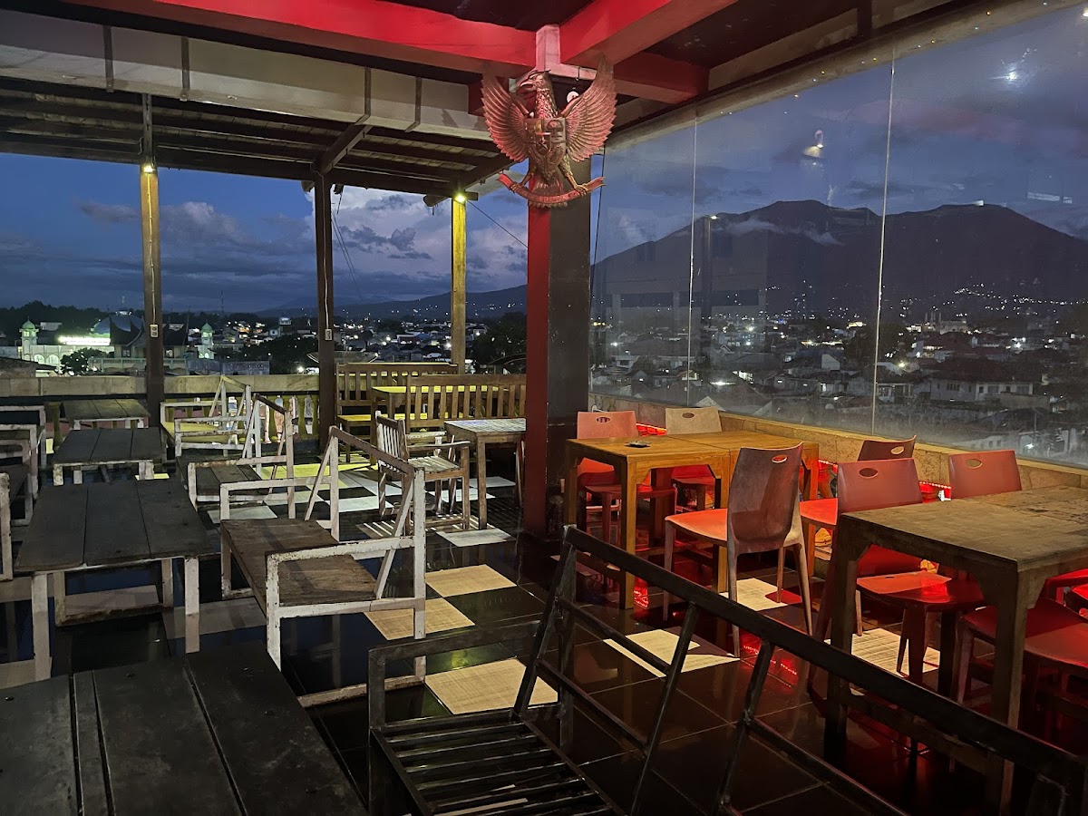 @rt Cafe Bukittinggi