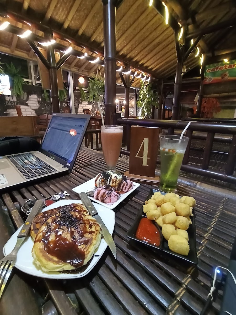 Cafetaria Pelangi - 6