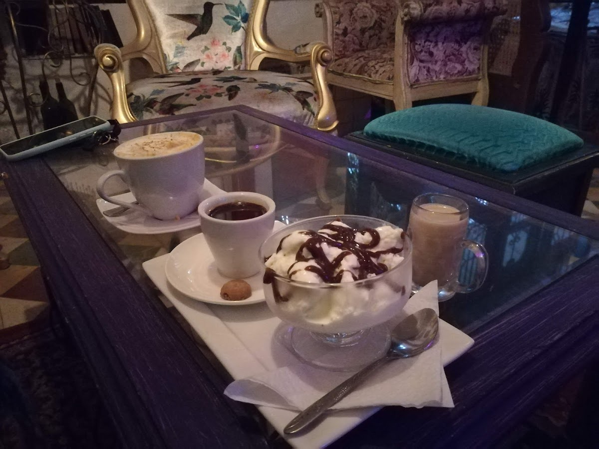 La Tarima Cafe Cultural - 4