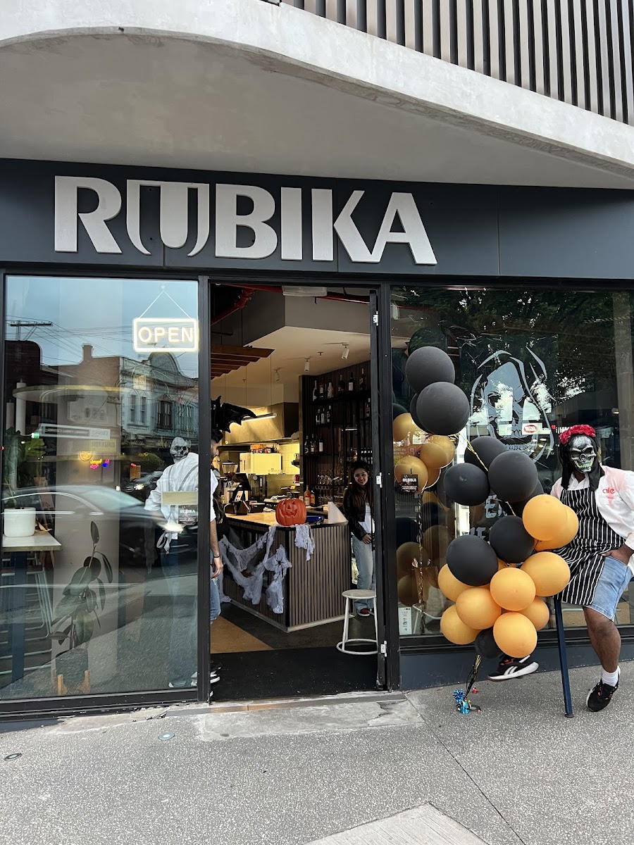 Rubika Cafe & Bar