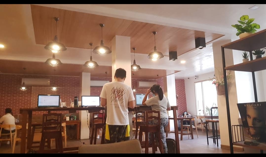 Coffee at Yellow Hauz - 4