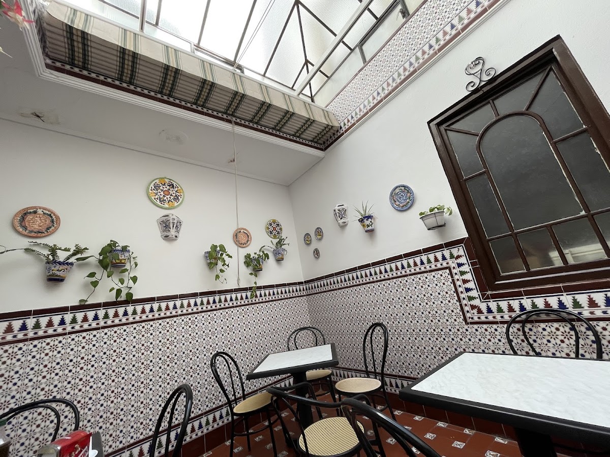 Cafetería El Patio - 4