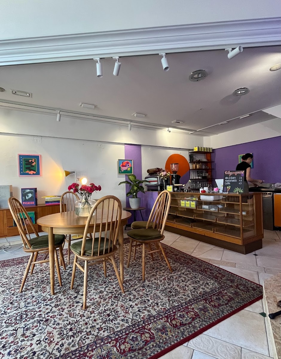 Junger Peter - Kunstcafe