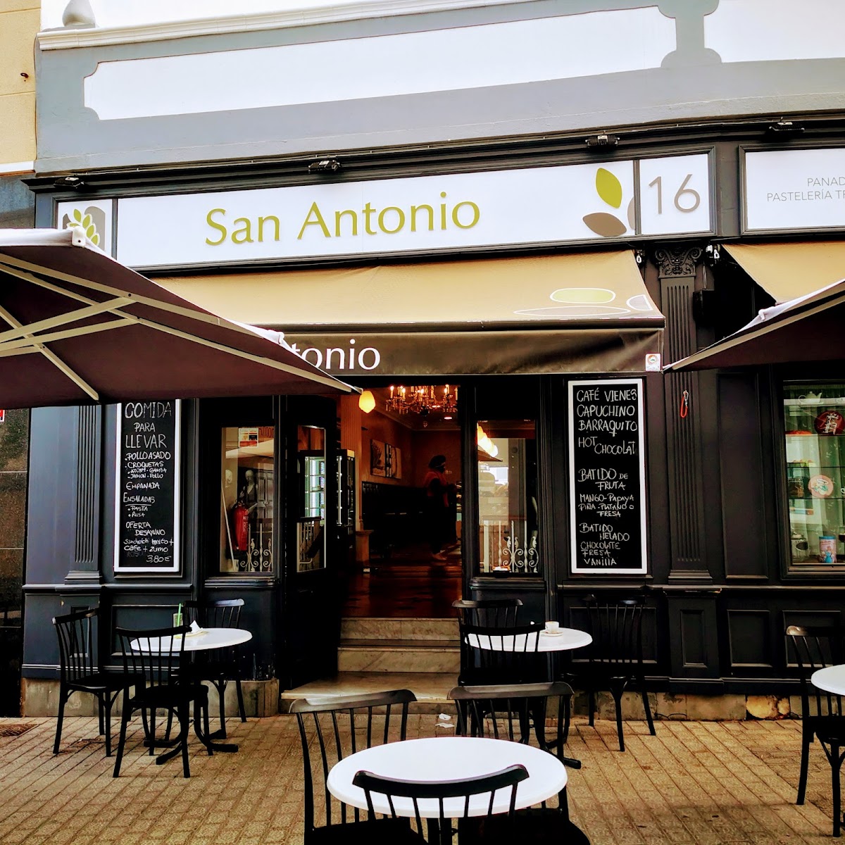 San Antonio Pastelería Panadería Tradicional