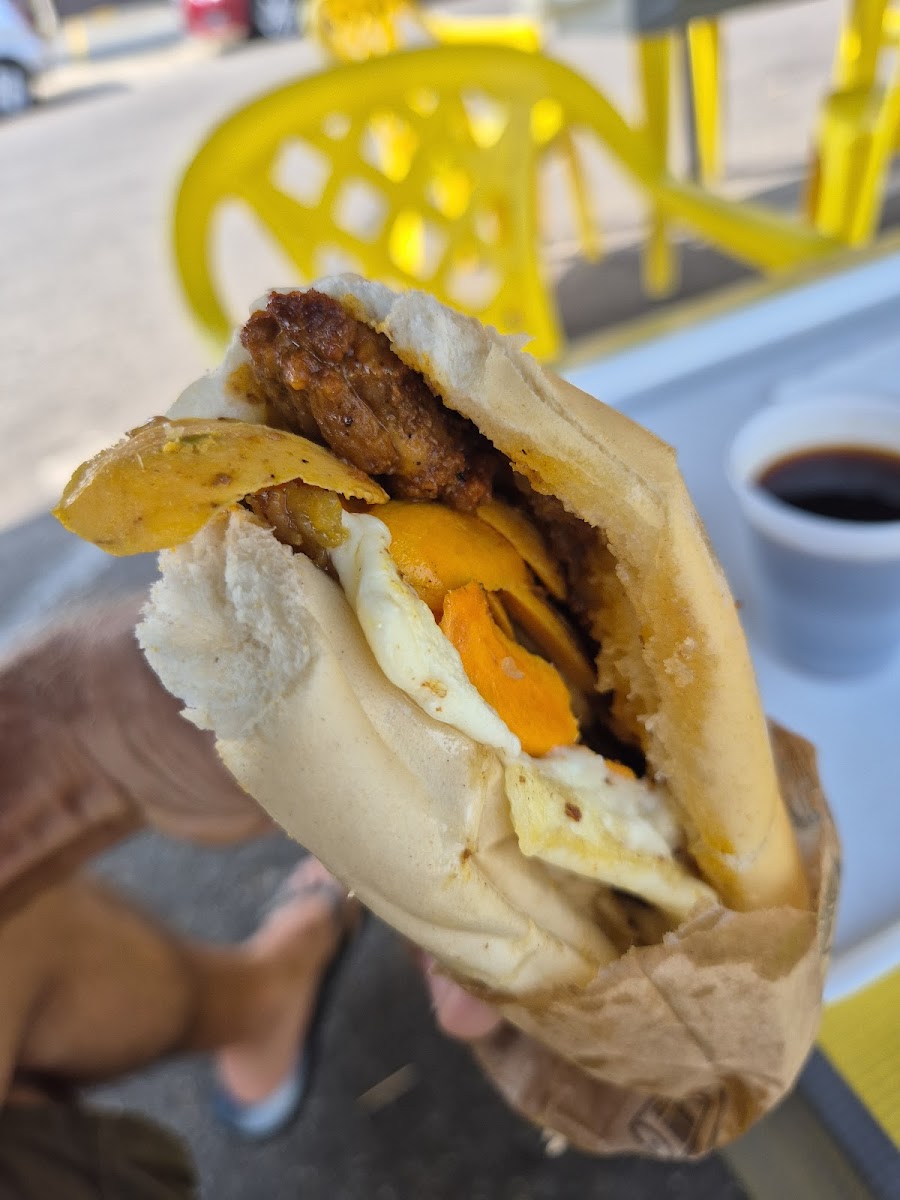 Café Regional F & C