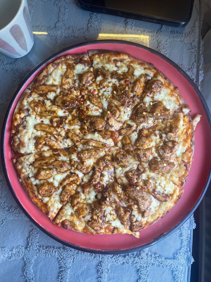 Hot Plate Bistro Cafe - 4