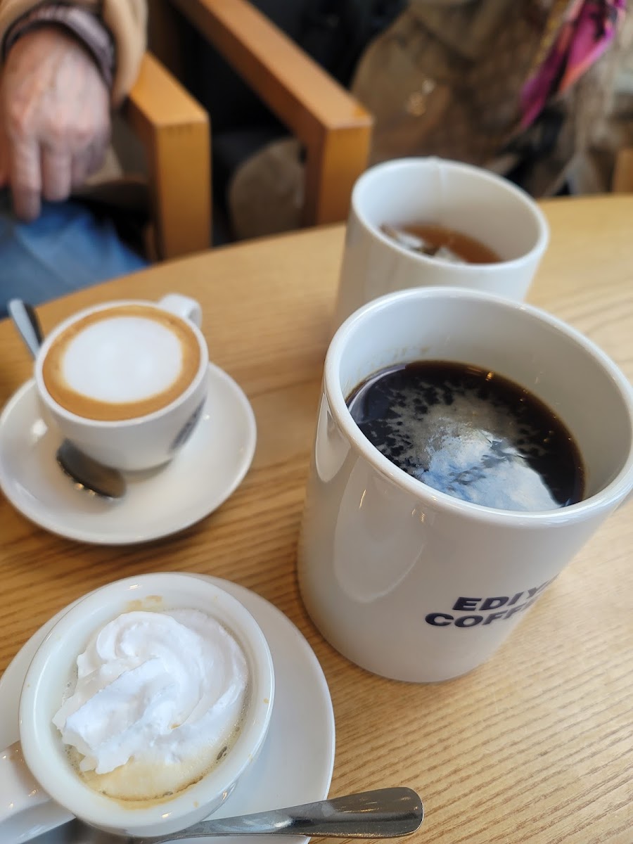 Ediya Coffee Chuncheon Central Station Branch - 5