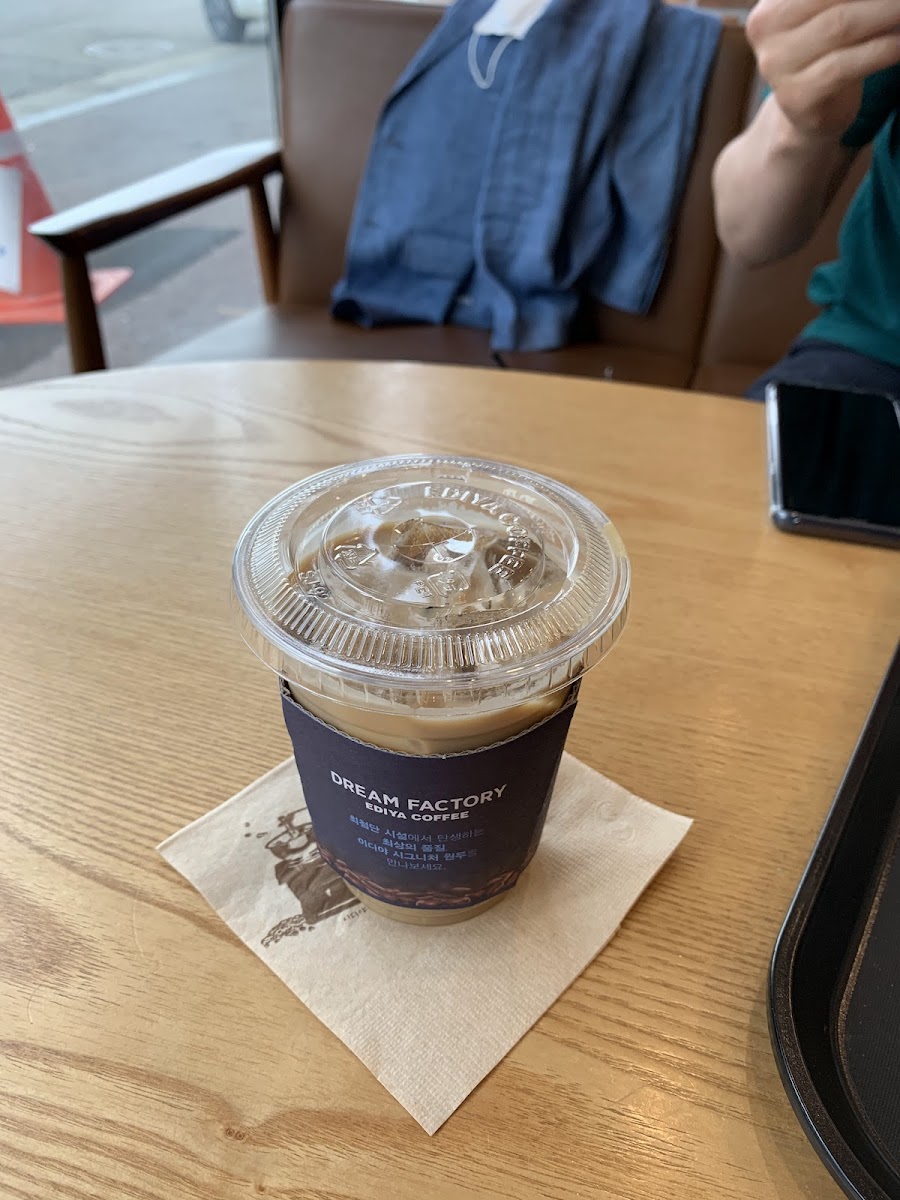 Ediya Coffee Chuncheon Central Station Branch - 9