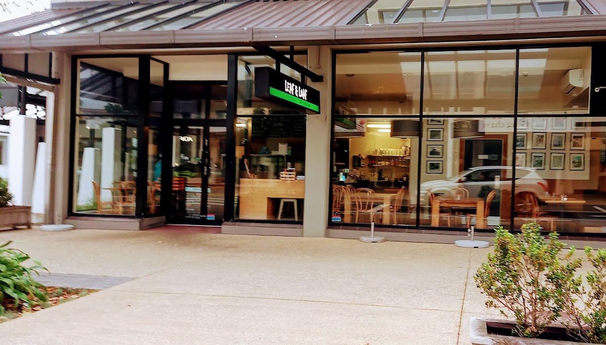Leaf & Loaf Cafe & Salad Bar