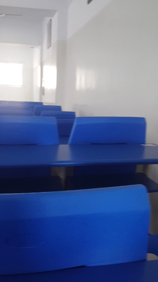 CYBER CAFE Pierre la Solution - 4