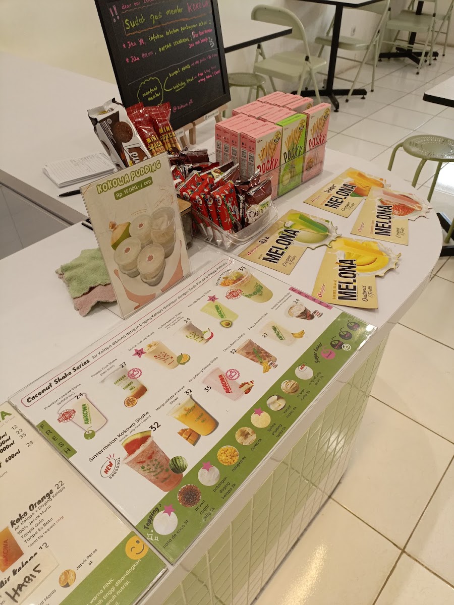 Kokowa Air Kelapa CAFE - 2