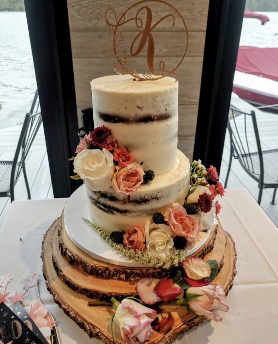 SIMPLEEZ CAFE & BAKERY